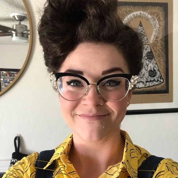 Meet your Posher, Morgan - Picture 3 of 6